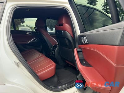 Zdjęcie 6 z 10 samochodu: 2021 BMW X6 SDRIVE 40I VIN:5UXCY4C01M9E83977 - miniatura