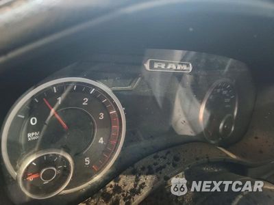 Zdjęcie 9 z 12 samochodu: 2019 RAM 2500 LARAMIE VIN:3C6UR5NL1KG664224 - miniatura