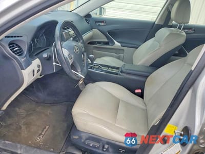 Zdjęcie 7 z 12 samochodu: 2012 LEXUS IS 250 VIN:JTHBF5C23C5173339 - miniatura