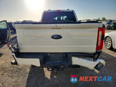Zdjęcie 6 z 12 samochodu: 2023 FORD F350 SUPER DUTY VIN:1FT8W3BT2PEC45583 - miniatura