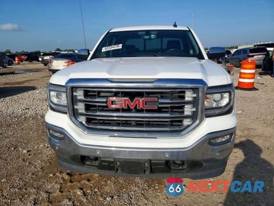 Piąte zdjęcie samochodu w środku: 2018 GMC SIERRA K1500 SLT VIN:3GTU2NEC1JG560408 - miniatura