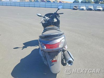 Czwarte zdjęcie samochodu z boku: 2005 YAMAHA YP400 VIN:JYASH03Y25A001571 - miniatura