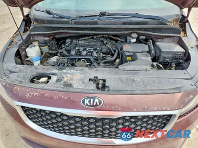 Zdjęcie 12 z 13 samochodu: 2017 KIA SEDONA LX VIN:KNDMB5C16H6241163 - miniatura