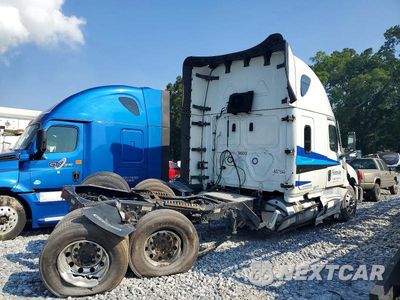 Czwarte zdjęcie samochodu z boku: 2026 FREIGHTLINER CASCADIA 126 SEMI TRUCK VIN:3AKJHHDR1TSWL2266 - miniatura