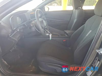 Zdjęcie 7 z 13 samochodu: 2025 HYUNDAI ELANTRA SEL SPORT VIN:KMHLM4DG3SU017589 - miniatura