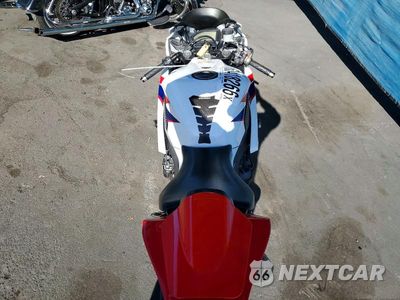 Zdjęcie 6 z 9 samochodu: 2015 HONDA CBR1000 RA VIN:JH2SC5989FK600011 - miniatura