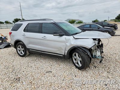 Czwarte zdjęcie samochodu z boku: 2018 FORD EXPLORER XLT VIN:1FM5K7D86JGB87760 - miniatura