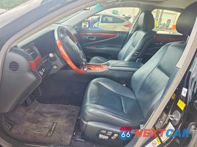 Zdjęcie 7 z 12 samochodu: 2010 LEXUS LS 460 VIN:JTHCL5EF6A5005771 - miniatura