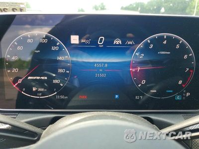 Zdjęcie 9 z 13 samochodu: 2026 MERCEDES-BENZ C 43 AMG VIN:W1KAF8HB2TR304265 - miniatura