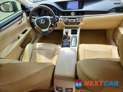 Zdjęcie 8 z 12 samochodu: 2013 LEXUS ES 350 VIN:JTHBK1GG0D2035867 - miniatura
