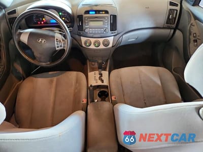 Zdjęcie 8 z 12 samochodu: 2007 HYUNDAI ELANTRA GLS VIN:KMHDU46D87U156504 - miniatura