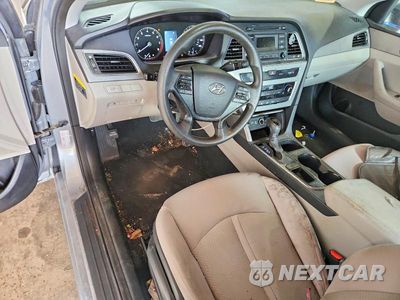 Zdjęcie 8 z 12 samochodu: 2015 HYUNDAI SONATA SE VIN:5NPE24AF0FH238971 - miniatura