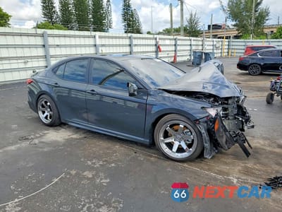Czwarte zdjęcie samochodu z boku: 2026 TOYOTA CAMRY SE VIN:4T1DAACKXTU269259 - miniatura