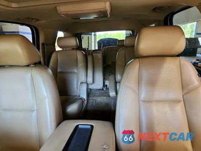 Zdjęcie 10 z 13 samochodu: 2010 CHEVROLET TAHOE K1500 LTZ VIN:1GNUKCE06AR105684 - miniatura