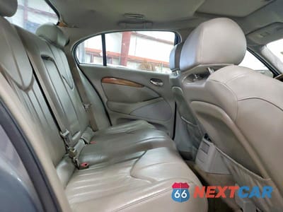 Zdjęcie 10 z 12 samochodu: 2002 JAGUAR S-TYPE VIN:SAJDA01N02FM31352 - miniatura