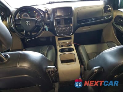 Zdjęcie 8 z 13 samochodu: 2019 DODGE GRAND CARAVAN SXT VIN:2C4RDGCGXKR772656 - miniatura