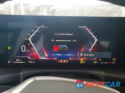 Zdjęcie 9 z 13 samochodu: 2025 BMW 330I VIN:3MW69CW06S8F07466 - miniatura