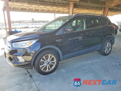 2018 FORD ESCAPE SEL 1FMCU9HD5JUC64690 - główne zdjęcie licytacji z USA - miniatura