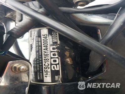 Zdjęcie 9 z 9 samochodu: 2000 HONDA VT1100 C VIN:1HFSC1816YA400045 - miniatura