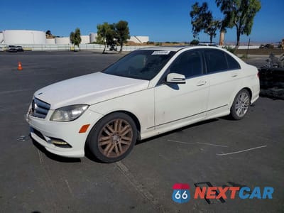 2010 MERCEDES-BENZ C 300 WDDGF5EB2AR087262 - główne zdjęcie licytacji z USA - miniatura