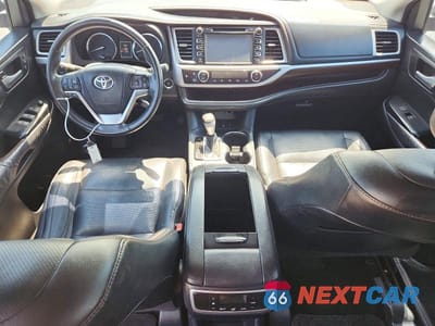 Zdjęcie 8 z 13 samochodu: 2014 TOYOTA HIGHLANDER LIMITED VIN:5TDDKRFH9ES033127 - miniatura