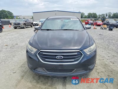 Piąte zdjęcie samochodu w środku: 2013 FORD TAURUS LIMITED VIN:1FAHP2F85DG110245 - miniatura