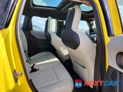 Zdjęcie 11 z 13 samochodu: 2025 MINI COOPER S VIN:WMW53GD07S2X13854 - miniatura