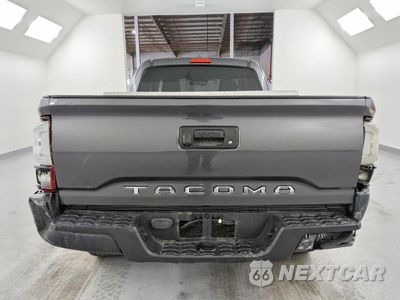Zdjęcie 6 z 12 samochodu: 2019 TOYOTA TACOMA SR VIN:5TFRX5GNXKX142416 - miniatura