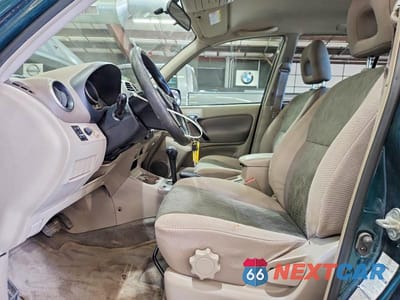 Zdjęcie 7 z 13 samochodu: 2003 TOYOTA RAV4 BASE VIN:JTEHH20V630241466 - miniatura