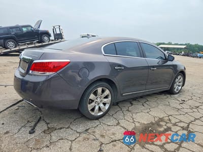 Trzecie zdjęcie samochodu z tyłu: 2013 BUICK LACROSSE VIN:1G4GC5E36DF125928 - miniatura