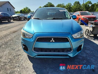 Piąte zdjęcie samochodu w środku: 2013 MITSUBISHI OUTLANDER SPORT ES VIN:4A4AR3AU5DE012725 - miniatura