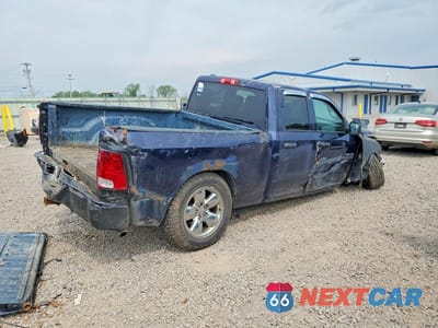 Trzecie zdjęcie samochodu z tyłu: 2018 RAM 1500 ST VIN:1C6RR7FT6JS261296 - miniatura