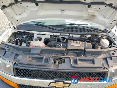Zdjęcie 12 z 13 samochodu: 2019 CHEVROLET EXPRESS G2500 VIN:1GCWGAF1XK1254985 - miniatura