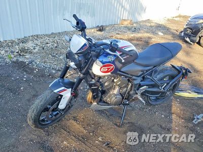 Trzecie zdjęcie samochodu z tyłu: 2025 TRIUMPH MOTORCYCLE TRIDENT 660 VIN:SMTL10UL5STBX7843 - miniatura