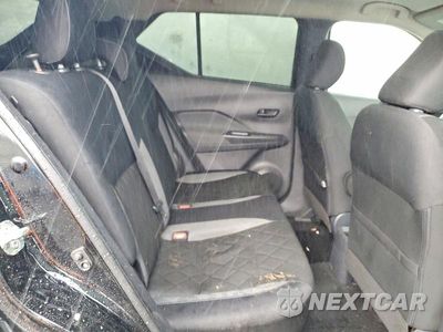 Zdjęcie 10 z 13 samochodu: 2019 NISSAN KICKS S VIN:3N1CP5CUXKL530828 - miniatura