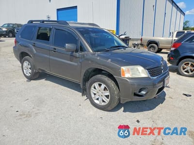 Czwarte zdjęcie samochodu z boku: 2011 MITSUBISHI ENDEAVOR VIN:4A4JN2AS7BE025364 - miniatura