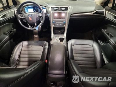 Zdjęcie 8 z 12 samochodu: 2017 FORD FUSION SE VIN:3FA6P0HD3HR401749 - miniatura