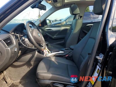 Zdjęcie 7 z 14 samochodu: 2014 BMW X1 XDRIVE28I VIN:WBAVL1C50EVY18071 - miniatura