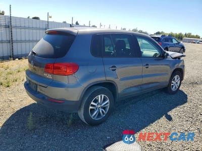 Trzecie zdjęcie samochodu z tyłu: 2014 VOLKSWAGEN TIGUAN S VIN:WVGBV3AX5EW621354 - miniatura