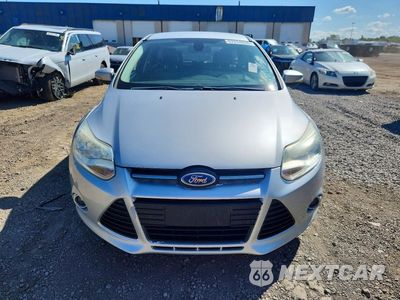 Piąte zdjęcie samochodu w środku: 2012 FORD FOCUS SEL VIN:1FAHP3M29CL221407 - miniatura