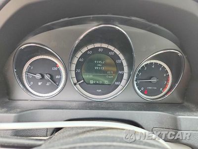 Zdjęcie 9 z 12 samochodu: 2010 MERCEDES-BENZ C 300 4MATIC VIN:WDDGF8BB4AF403770 - miniatura