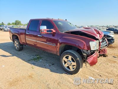 Czwarte zdjęcie samochodu z boku: 2013 GMC SIERRA K2500 DENALI VIN:1GT125E83DF145854 - miniatura