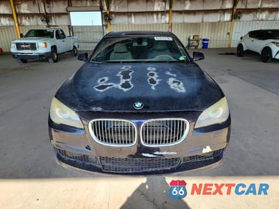 Piąte zdjęcie samochodu w środku: 2012 BMW 750 LI VIN:WBAKB8C52CC964544 - miniatura
