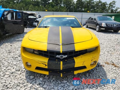 Piąte zdjęcie samochodu w środku: 2013 CHEVROLET CAMARO LT VIN:2G1FB1E37D9144095 - miniatura