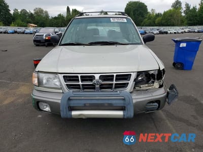 Piąte zdjęcie samochodu w środku: 1999 SUBARU FORESTER S VIN:JF1SF655XXG748535 - miniatura