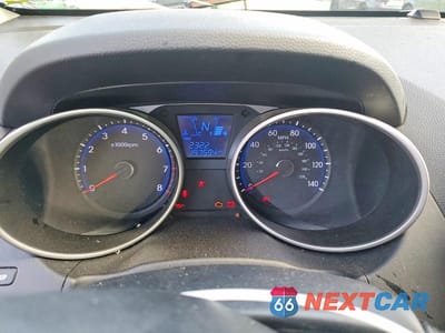 Zdjęcie 9 z 13 samochodu: 2012 HYUNDAI TUCSON GLS VIN:KM8JU3AC4CU471502 - miniatura