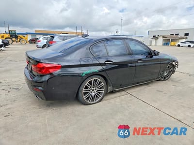 Trzecie zdjęcie samochodu z tyłu: 2017 BMW 540 I VIN:WBAJE5C3XHG477673 - miniatura