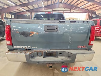 Zdjęcie 6 z 12 samochodu: 2008 GMC SIERRA K1500 VIN:2GTEK19J381269174 - miniatura