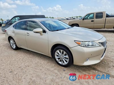 Czwarte zdjęcie samochodu z boku: 2013 LEXUS ES 300H VIN:JTHBW1GG7D2008248 - miniatura