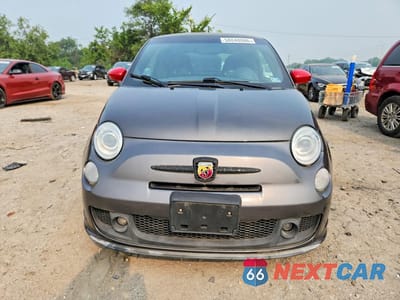 Piąte zdjęcie samochodu w środku: 2015 FIAT 500 ABARTH VIN:3C3CFFFH3FT721800 - miniatura